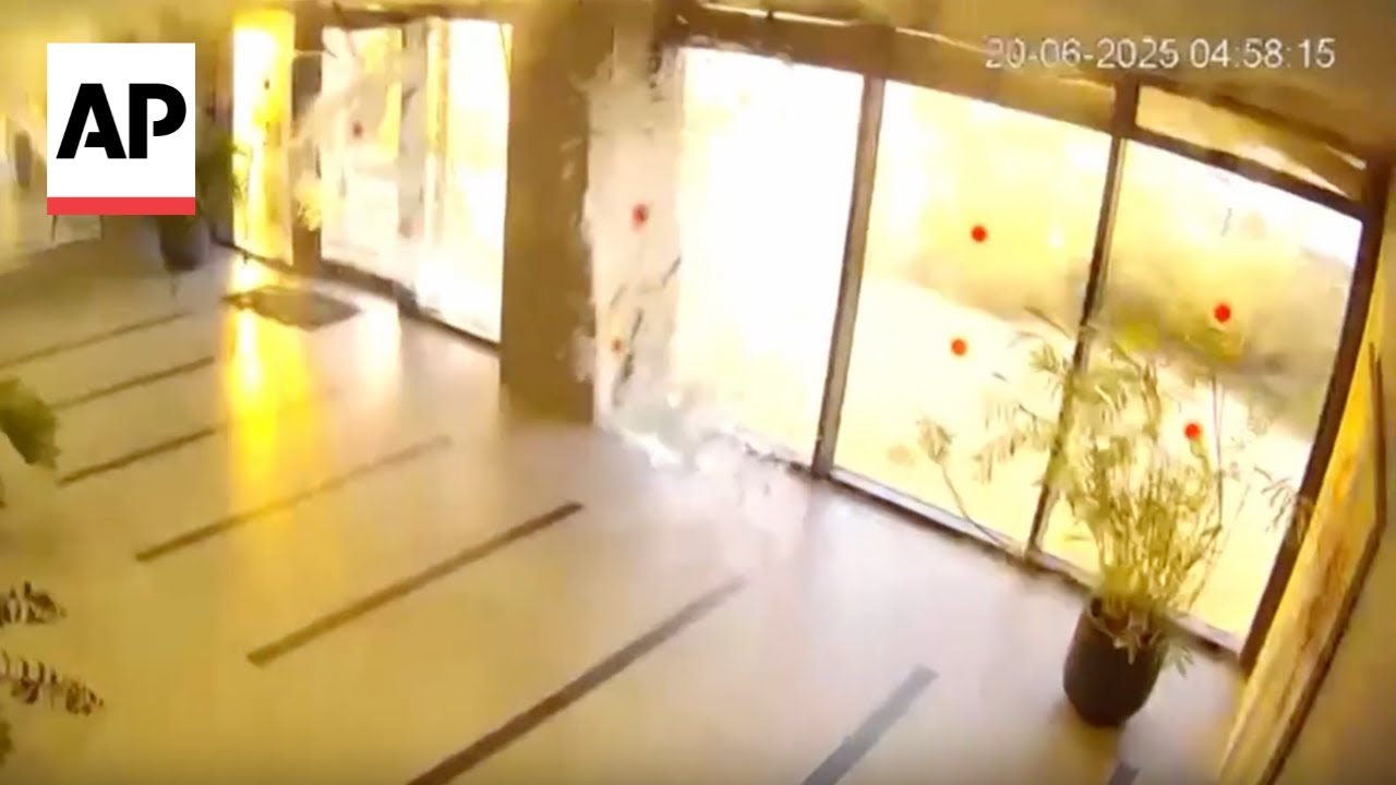 Security video captures blast after Iran missile hits Beersheba, Israel