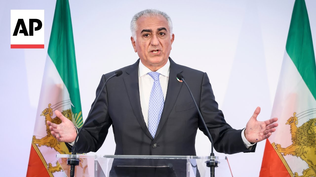 Toppled Iranian shah’s son offers to take power
